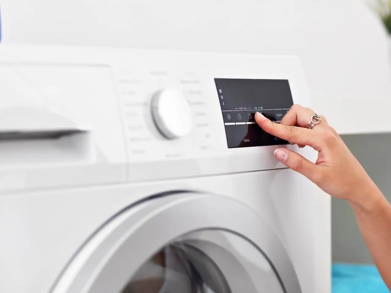 Hai sempre ignorato la funzione vapore della lavatrice: ecco perché dovresti usarla subito